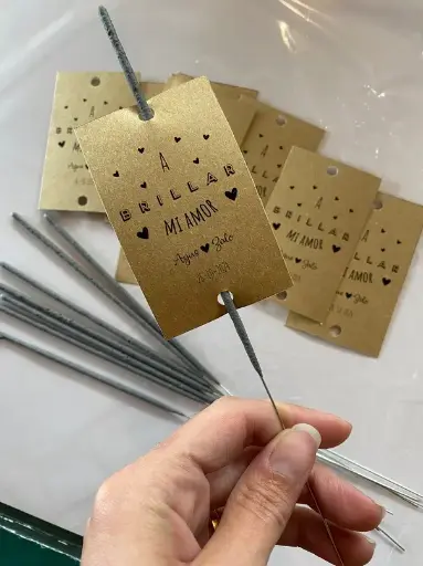 Estrellitas + tag XL para bodas